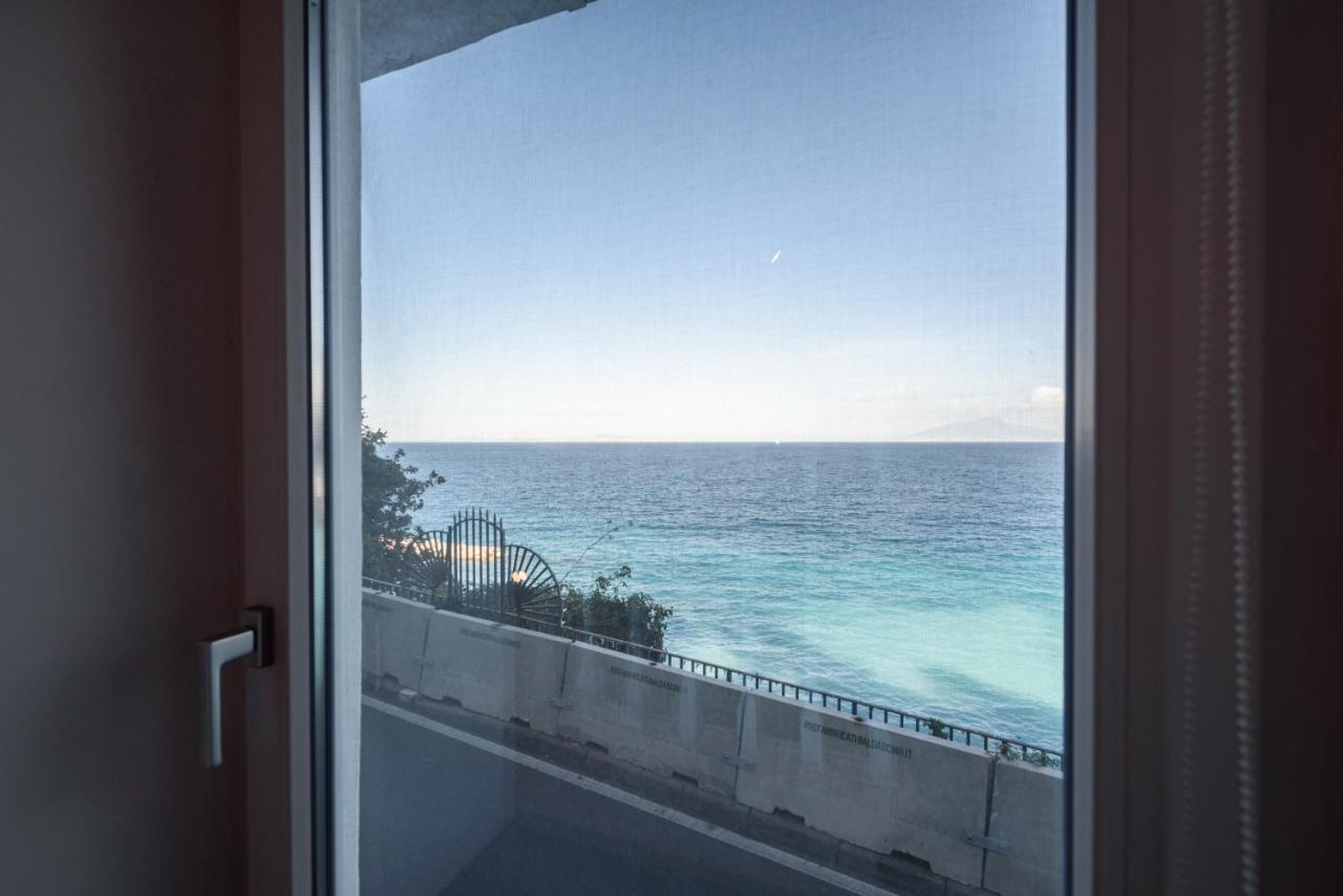 A Fenestella Caprese - Vista Mare Apartment กาปรี ภายนอก รูปภาพ